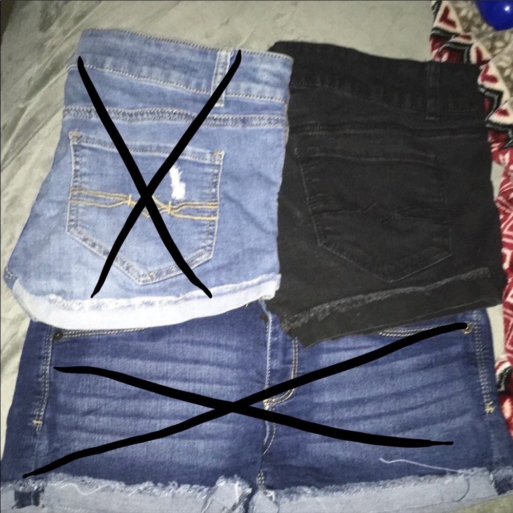 Shorts - Picture 2 of 2